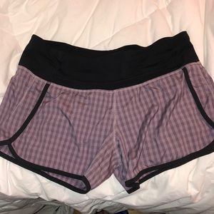 Lululemon purple workout shorts sz6